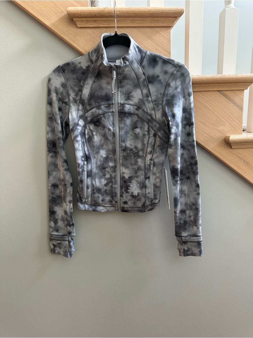 lululemon athletica Gray Tie-Dye Cropped Define Jacket
